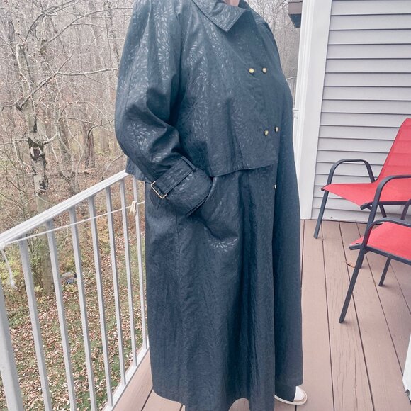 Vintage Caped Goth Trench coat - Picture 1 of 8